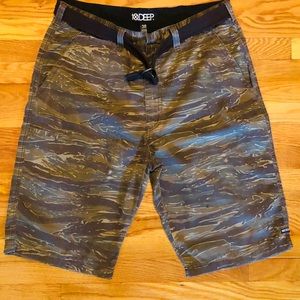 MENS 10 Deep Woodland Style Fatigue Cargo Shorts